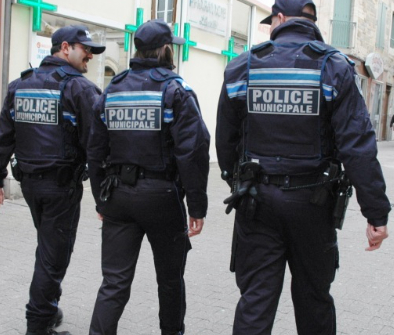 Beauvais : des pistolets à impulsion électrique pour les policiers municipaux