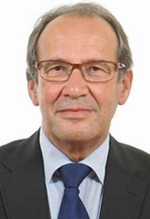 Le sénateur PS de l’Oise Yves Rome, annonce son soutien à Emmanuel Macron