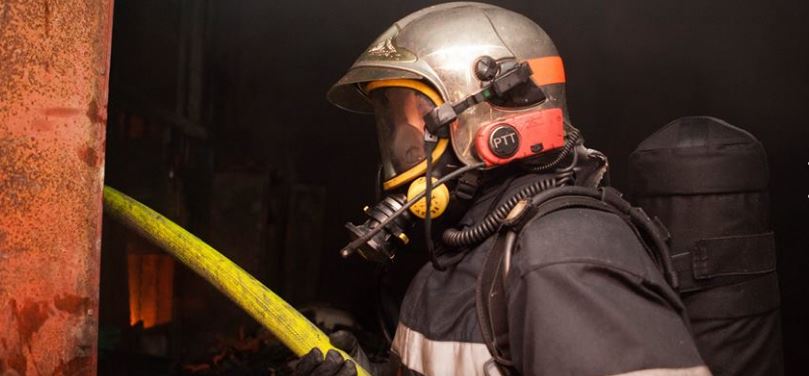 Feu de poubelles à Breteuil : douze personnes évacuées !