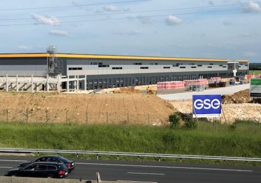 Amazon à Senlis : le e-commerce ne connaît pas la crise.
