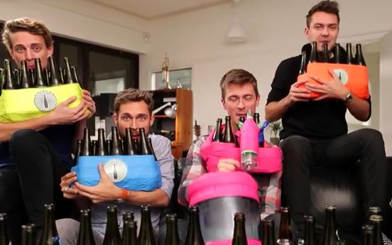 Les Bottle Boys : YMCA des Village People