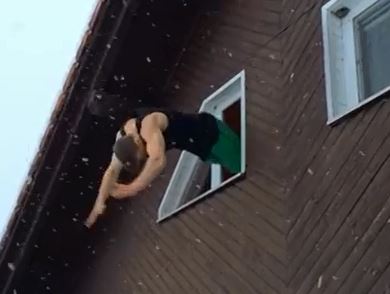 “Window Jumps” : passer à travers les fenêtres