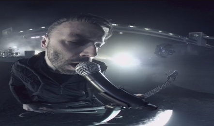 Muse prépare sa révolution dans le clip de “Revolt”