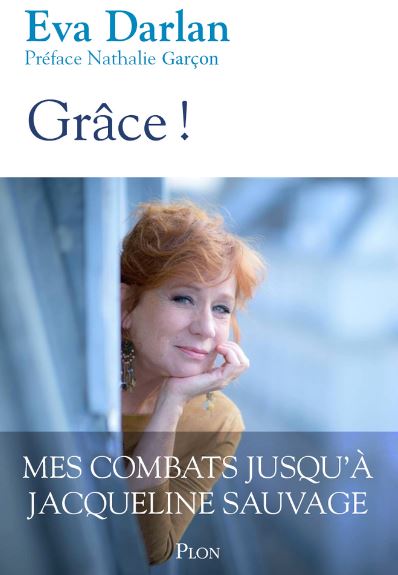 La comédienne Eva Darlan en séance de dédicaces à  Pont-Sainte-Maxence