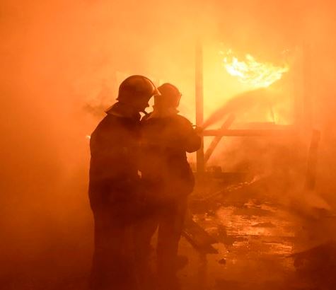 Noyon : un commerce entièrement détruit par les flammes