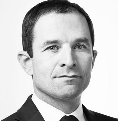 Beauvais : Benoît Hamon en visite à la Maison de Ther.