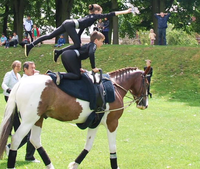 Compiègne: championnats de voltige équestre de Picardie, le dimanche 5 mars