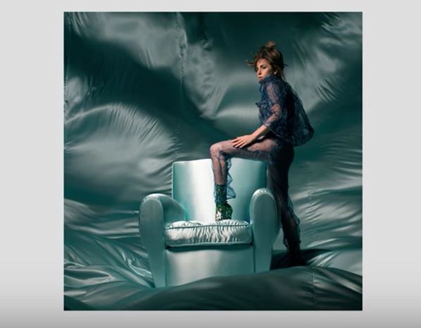 Lady Gaga dévoile son nouveau titre “The Cure” à Coachella