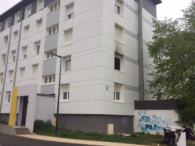 Nogent-sur-Oise : un feu dans une chambre fait un blessé