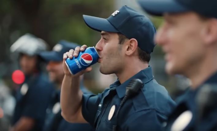 Pub Pepsi : un spot qui fait polémique sur les réseaux sociaux
