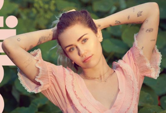 Miley Cyrus prépare son come-back et annonce son retour