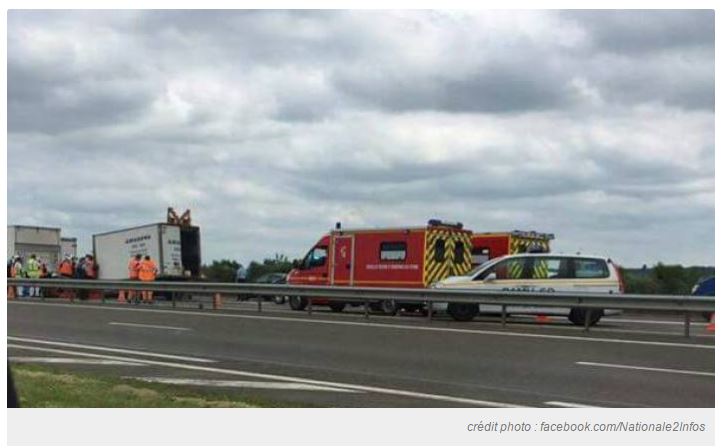 Lévignen : Trois poids-lourds se percutent près de Crépy : un chauffeur et une mineure personnes incarcérées