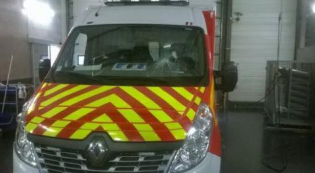 Des Sapeurs-pompiers de Creil agressés et leur véhicule attaqué à la hachette