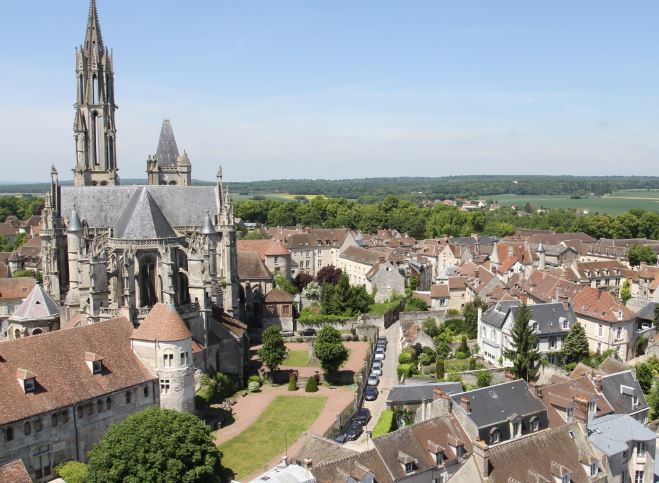 Le dimanche 16 juillet à 15h00, partez à la découverte de Senlis.