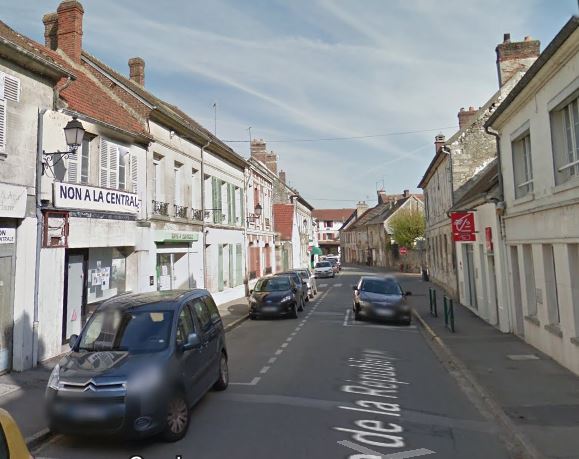 Verberie : Édouard Courtial, président du conseil départemental de l’Oise, inaugure la nouvelle rue de la République