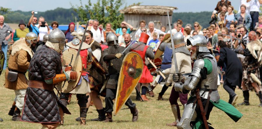 Journée médiévale au parc Chédeville à Mogneville le 27 août