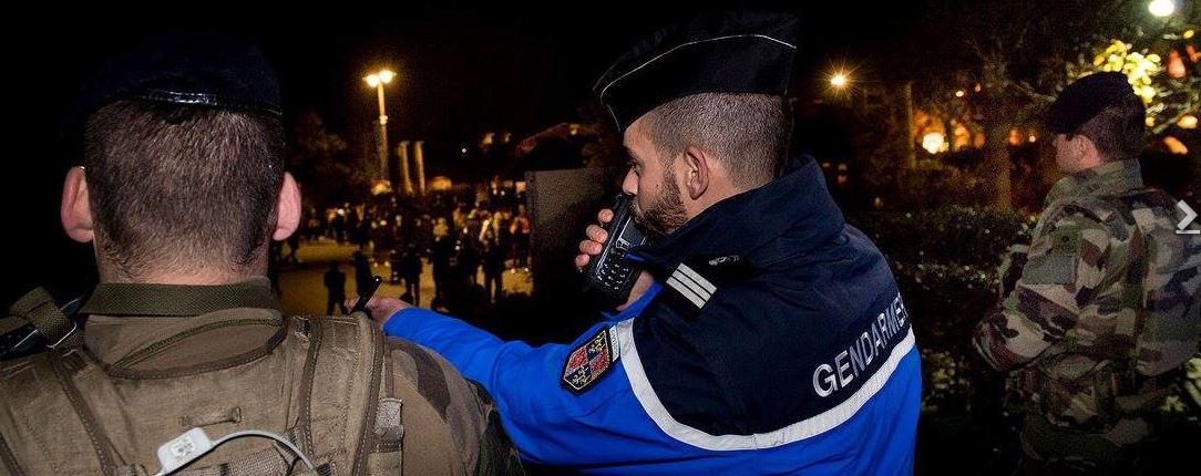 Halloween au Parc Astérix : les gendarmes ont assuré la protection des touristes !