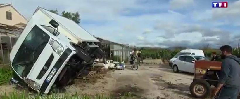 Une mini-tornade frappe le département du Var et provoque d’importants dégâts