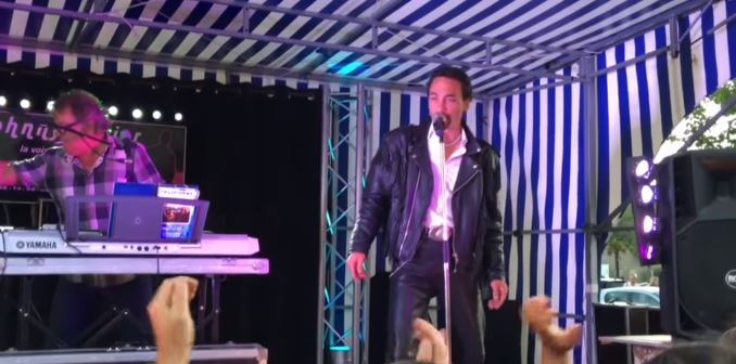 Johnny Junior le “sosie vocal” de Johnny Hallyday fait le buzz !