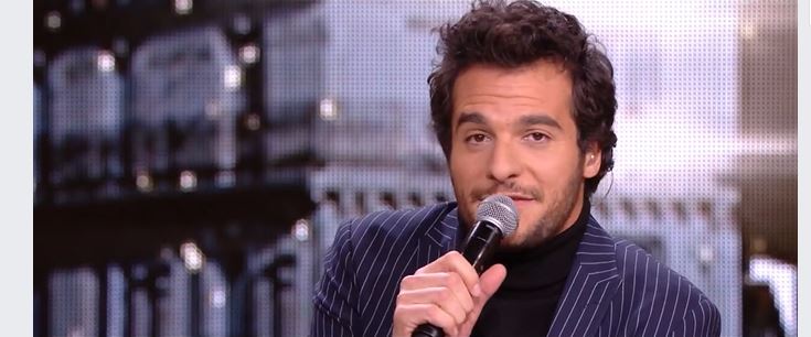 Amir a des talents cachés : il est un très bon imitateur, écoutez !