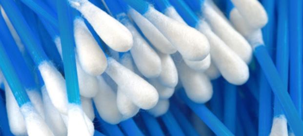 En 2020, les cotons-tiges en plastique seront interdits à la vente