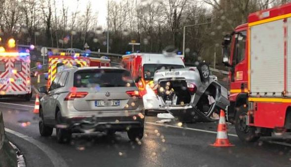 Clermont – Fitz-James : un voiture finie sur le toit
