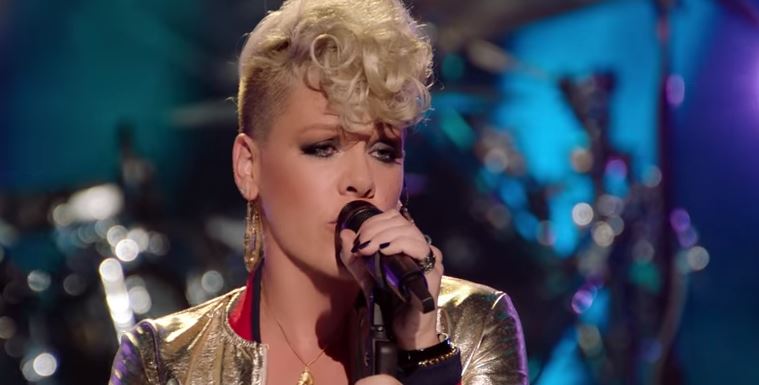 “Whatever You Want” : la folle vie de Pink