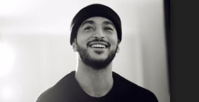 Slimane le 30 Avril, sur la place du palais de Compiègne avec NRJ !