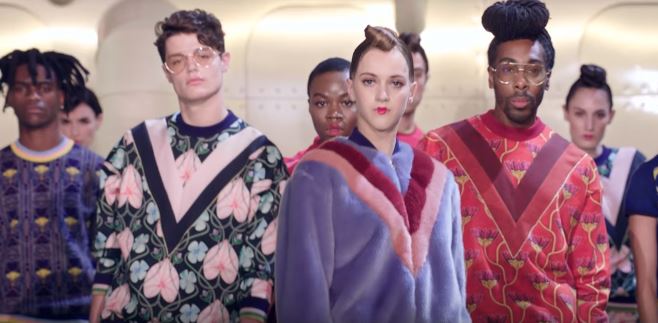 Stromae dévoile une nouvelle chanson inédite “Défiler”