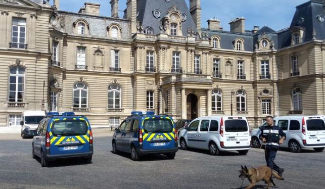 Opération anti-drogues au Lycée Professionnel de Rothschild à Saint-Maximin