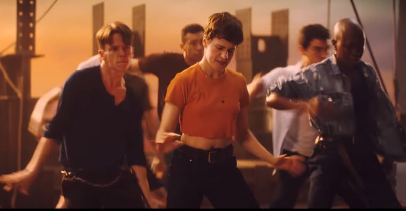 Christine and The Queens – Damn, dis-moi (feat. Dâm-Funk)