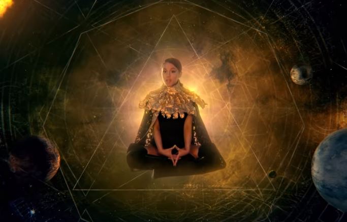 Ariana Grande «Dieu est une femme»