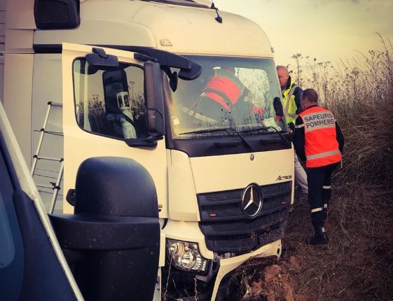 Deux poids-lourds se percutent à Ermenonville : un blessé grave
