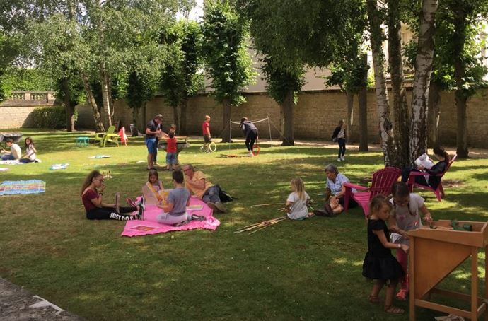 Chantilly : venez prendre un peu le frais dans les jardins de la mairie !