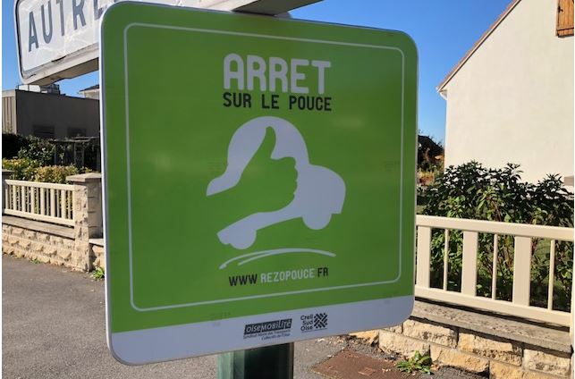 “Rezo pouce” l’auto-stop fait son grand retour dans l’agglomération Creilloise !