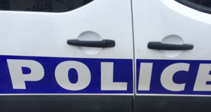 Creil : un bus gazé en plein centre-ville.