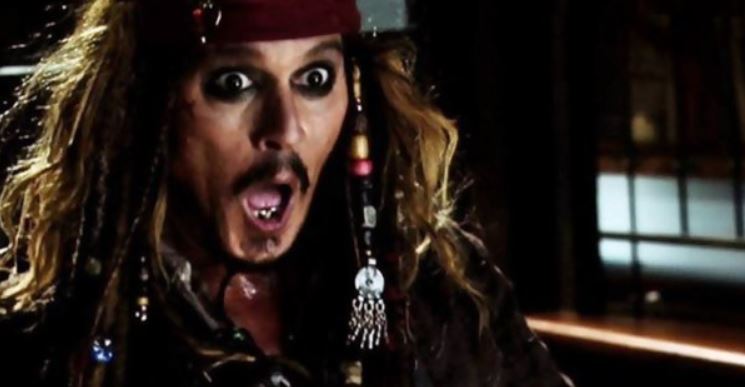 Johnny Depp débarqué de la saga “Pirates des Caraïbes”