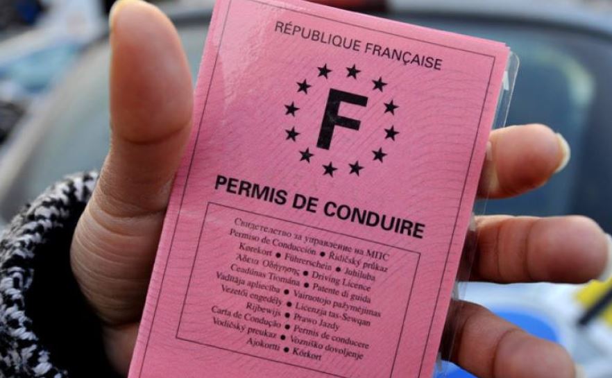 Oise : les nouveaux titulaires du permis de conduire doivent maintenant signer la charte du conducteur responsable.