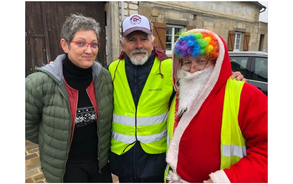 Les Ageux les "gilets jaunes" occuperont à Noël et le jour de l'an