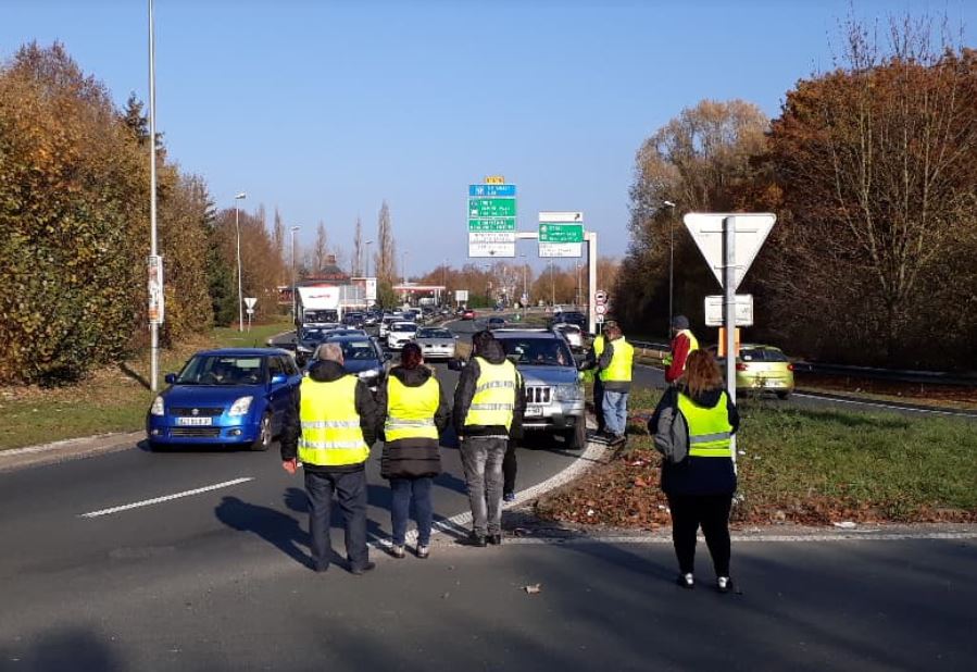 Gilets jaunes : la ville de Pont-Sainte-Maxence aux côtés de ceux qui souffrent