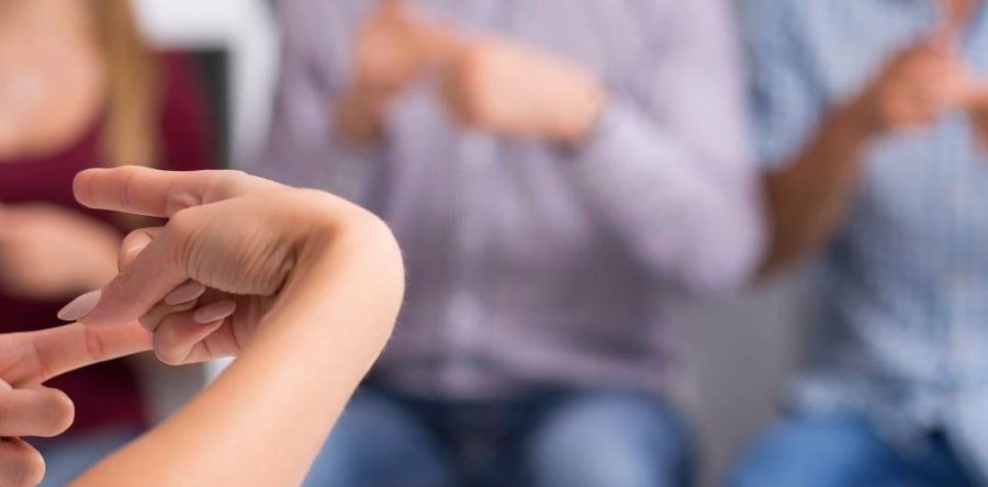 Creil : « main dans la main », une formation d’initiation à la Langue des signes