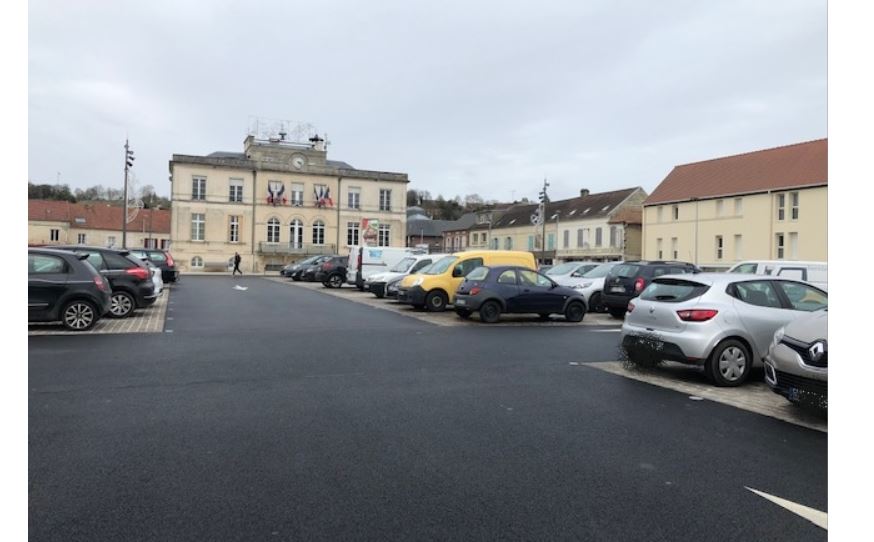 Montataire : un nouveau parking, sans arbres, place Auguste-Génie