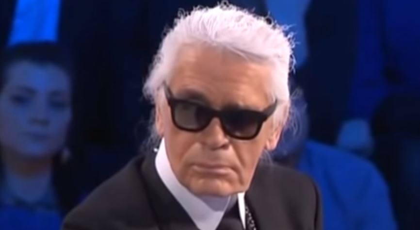 Le maître de la haute-couture Karl Lagerfeld, est mort