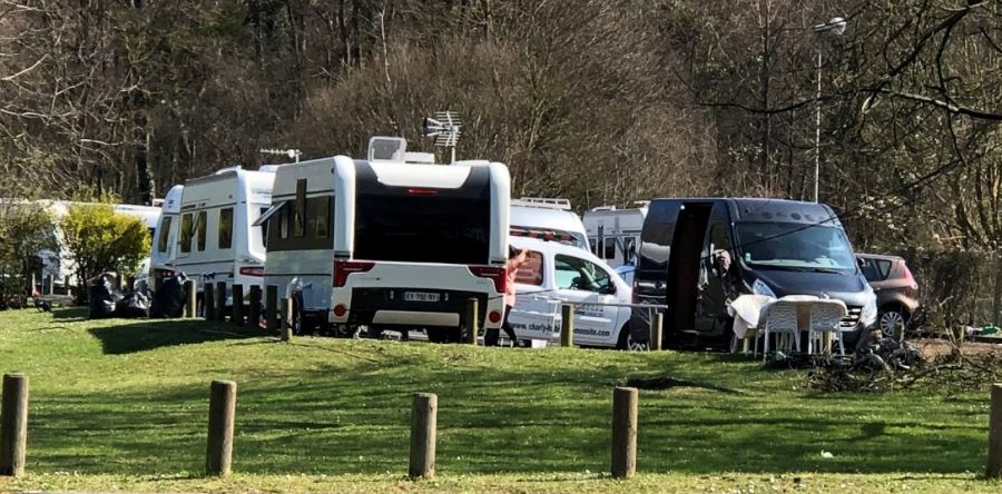 Creil : les gens du voyage s’installent rue de Normandie, mais jusqu’à quand ?