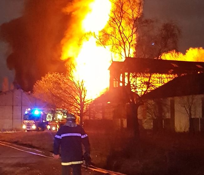 Jaux- Jaulzy : un entrepôt du 170 régiment d’infanterie a été la proie des flammes
