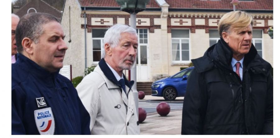 Gens du voyage : le Sous Préfet de Senlis et le commissaire de Creil se rendent à Villers-Saint-Paul