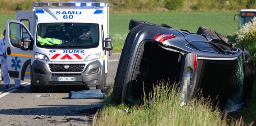 Boran-sur-Oise : une péniche à la dérive