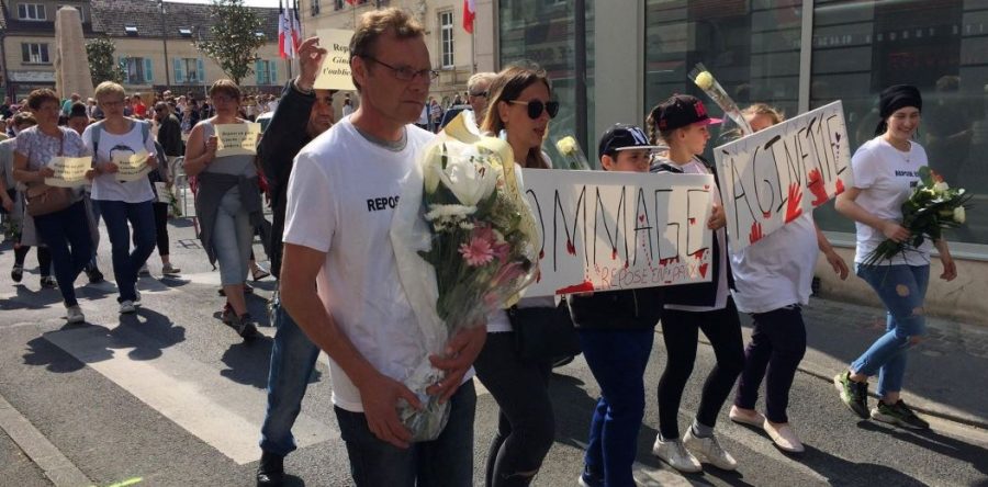 Marche blanche à Montataire : les manifestants demandent justice